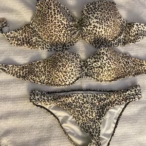 Victoria's Secret Leopard Print Bikini - 3Pc Set - NWOT - Hot!